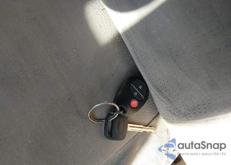 2012 Toyota Highlander Base V6 z USA, uszkodzony, nr VIN 5TDBK3EH9CS165033